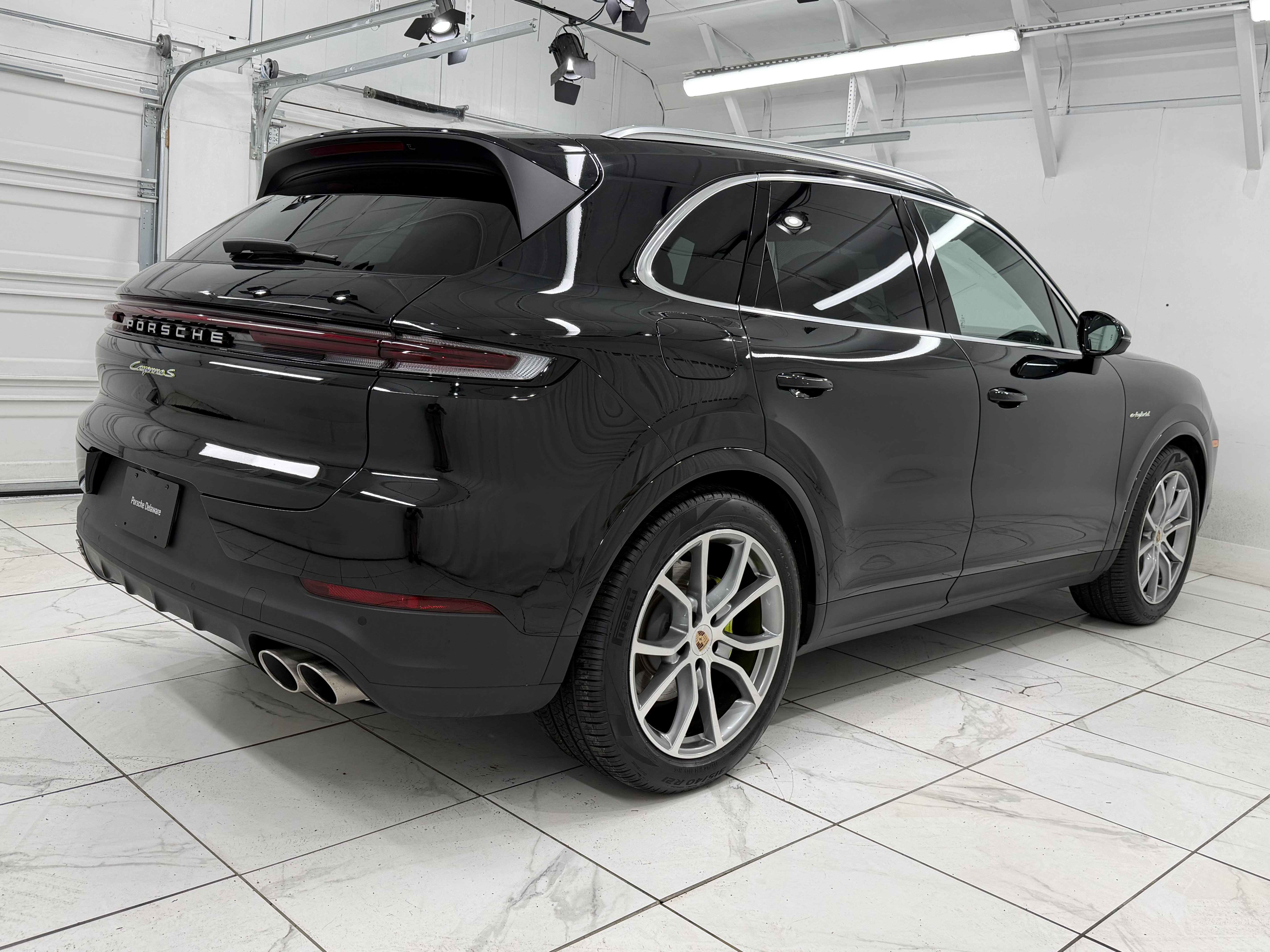Certified 2026 Porsche Cayenne S AWD/4WD image 11