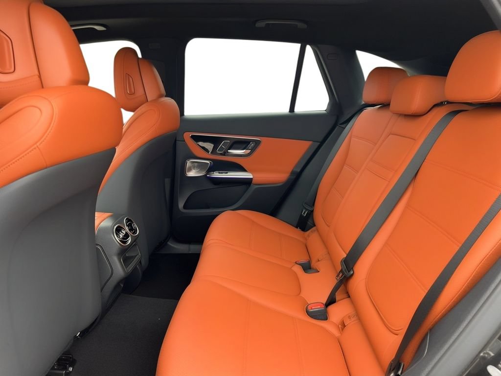 New 2027 Mercedes-Benz GLC 300 4MATIC image 7