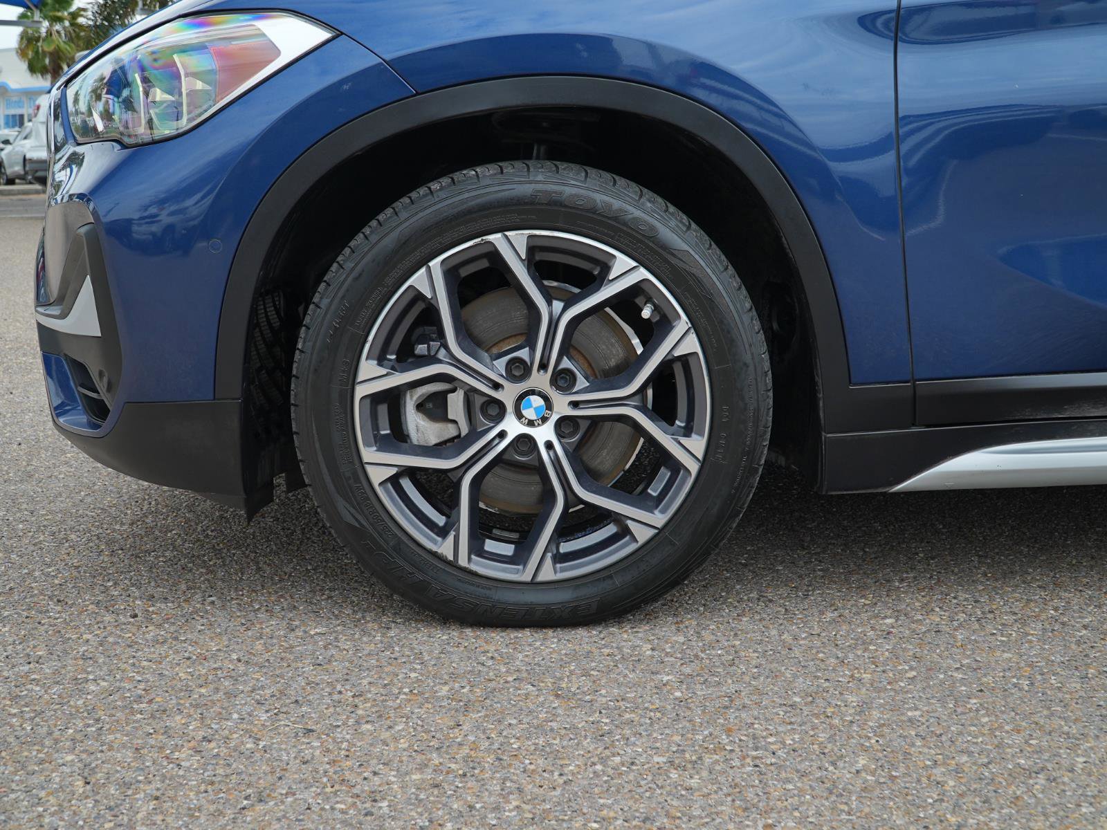 Used 2021 BMW X1 sDrive28i w/ Premium Package image 12