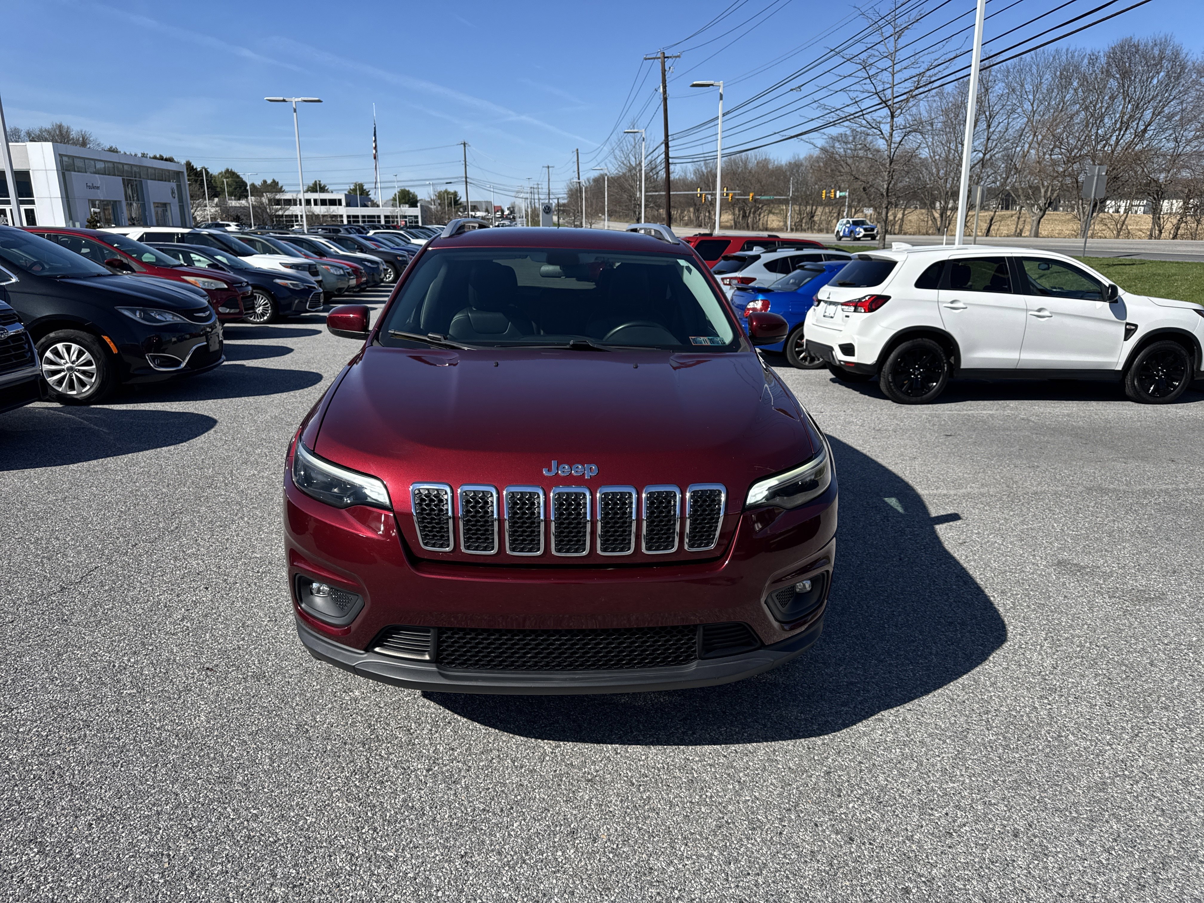Used 2020 Jeep Cherokee Latitude Plus w/ Cold Weather Group image 3