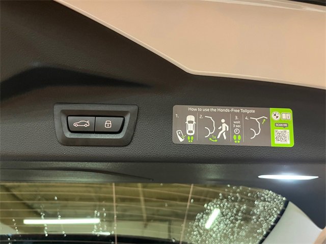 New 2026 BMW X7 xDrive40i w/ Premium Package image 18