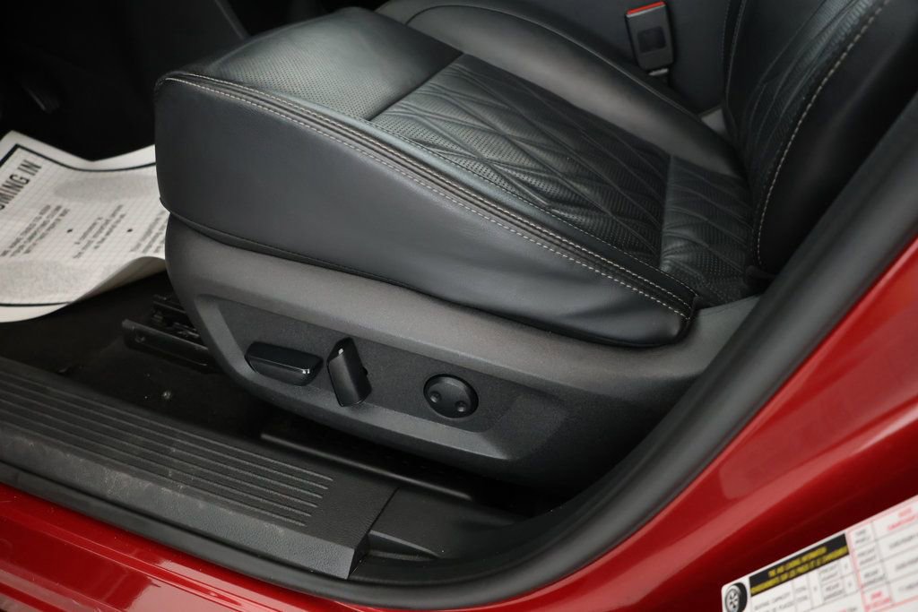 Used 2022 Nissan Rogue Platinum w/ Head-Up Display Package image 10