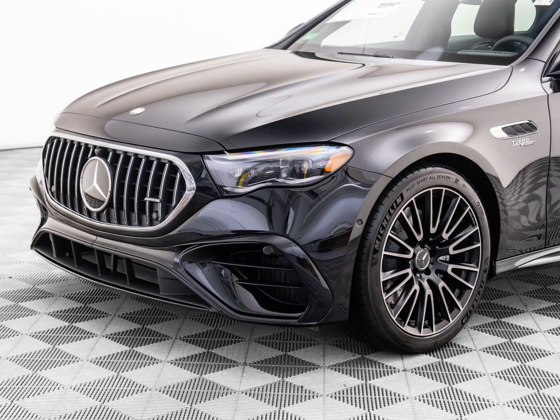 New 2026 Mercedes-Benz E 53 AMG e 4MATIC Sedan image 37