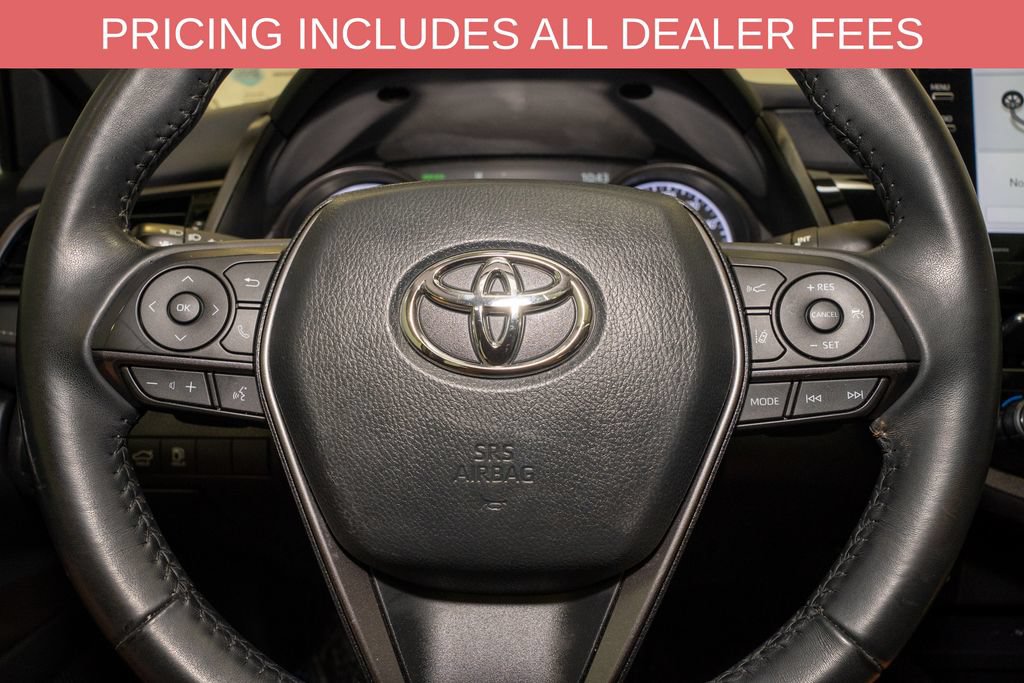 Certified 2022 Toyota Camry XSE FWD image 18