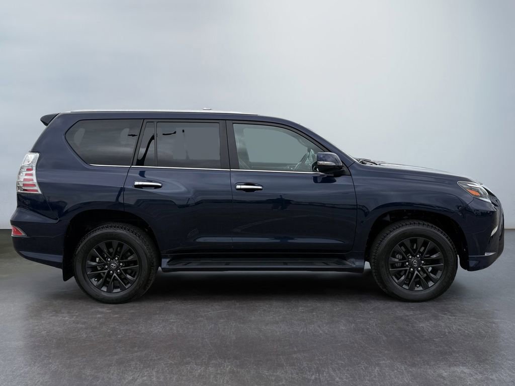 Used 2023 Lexus GX 460 Premium w/ Premium Package image 2