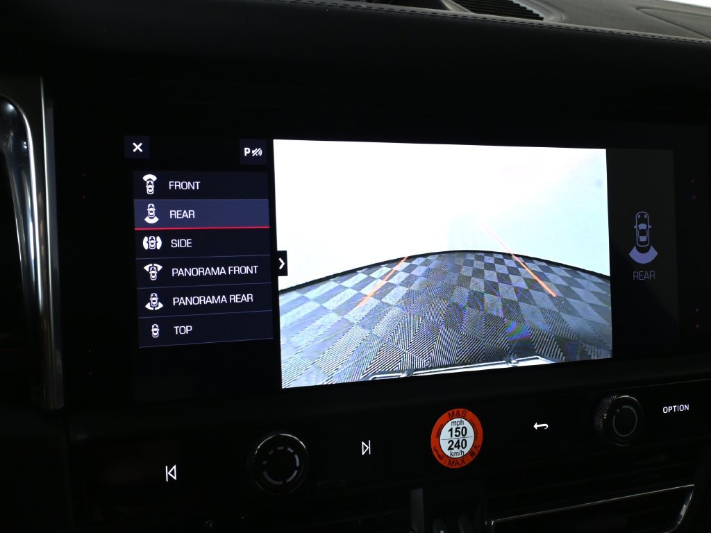 Used 2025 Porsche Macan Turbo AWD/4WD image 28