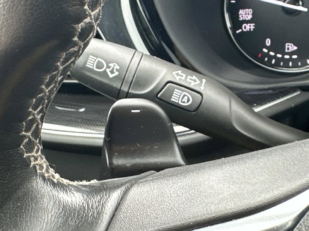 Used 2021 Buick Envision Essence w/ Sport Touring Package AWD/4WD image 25