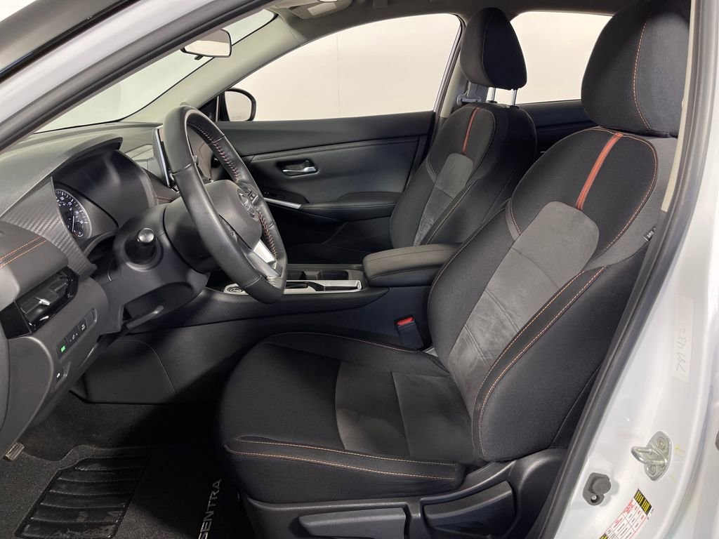 Used 2023 Nissan Sentra SR w/ Midnight Edition Package image 12