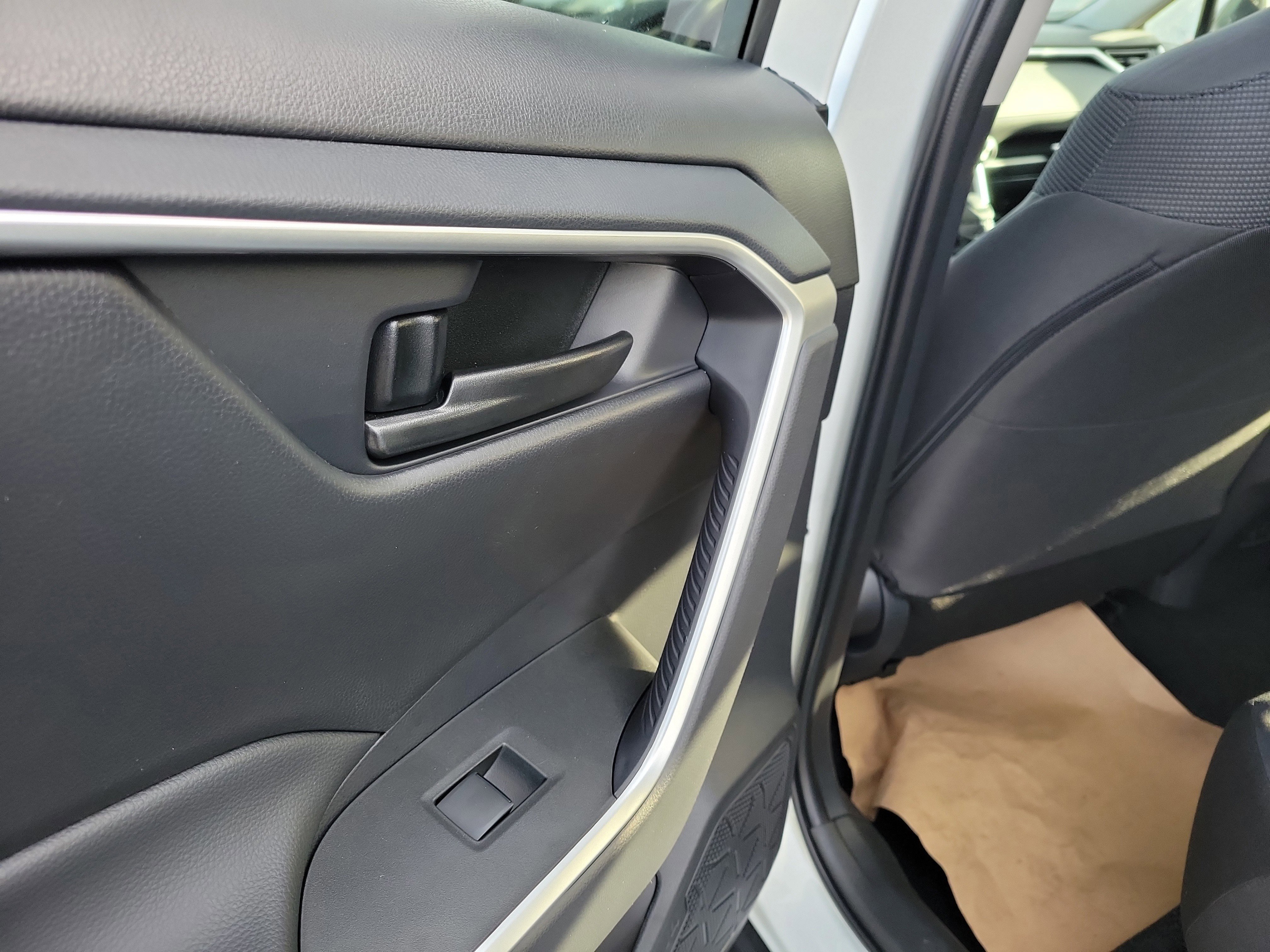 New 2025 Toyota RAV4 LE image 13