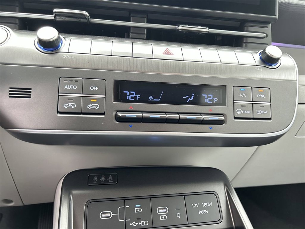 New 2026 Hyundai Kona SEL Premium image 25