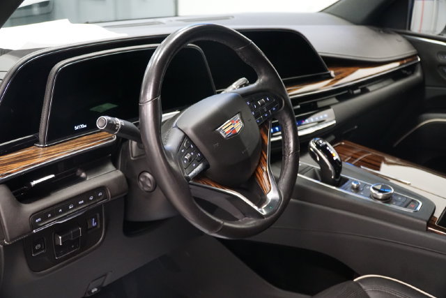 Used 2021 Cadillac Escalade Premium Luxury w/ Driver Assist Tech Package AWD/4WD image 12