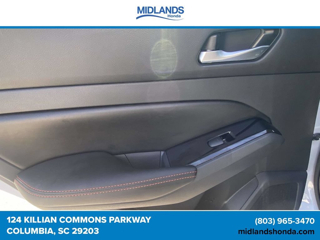 Used 2024 Nissan Altima 2.5 SR AWD/4WD image 13