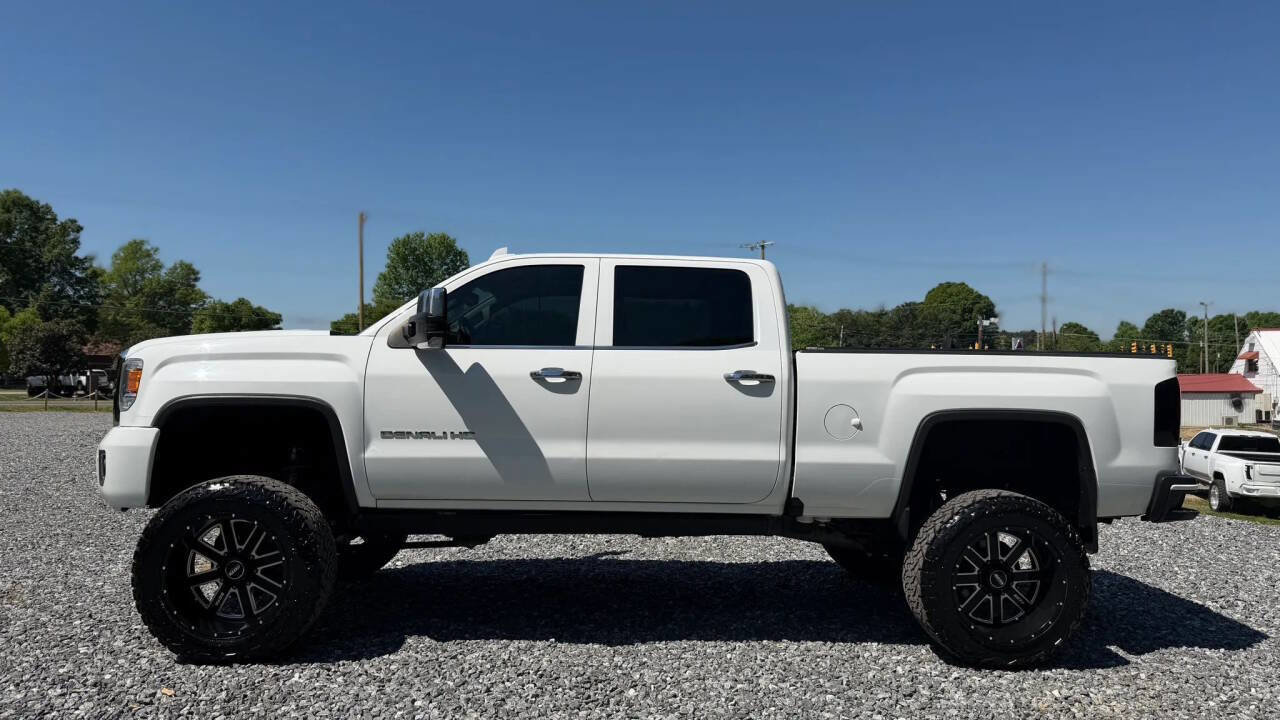 Used 2016 GMC Sierra 2500 Denali w/ Duramax Plus Package image 4