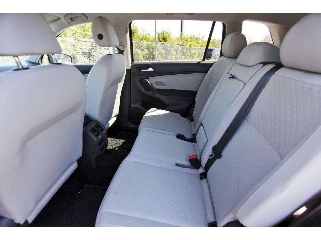 Used 2021 Volkswagen Tiguan S FWD image 14