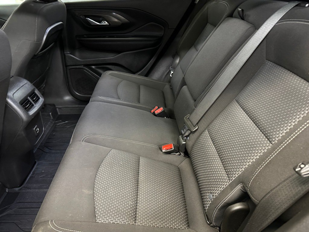 Used 2023 GMC Terrain SLE w/ Driver Convenience Package FWD image 19