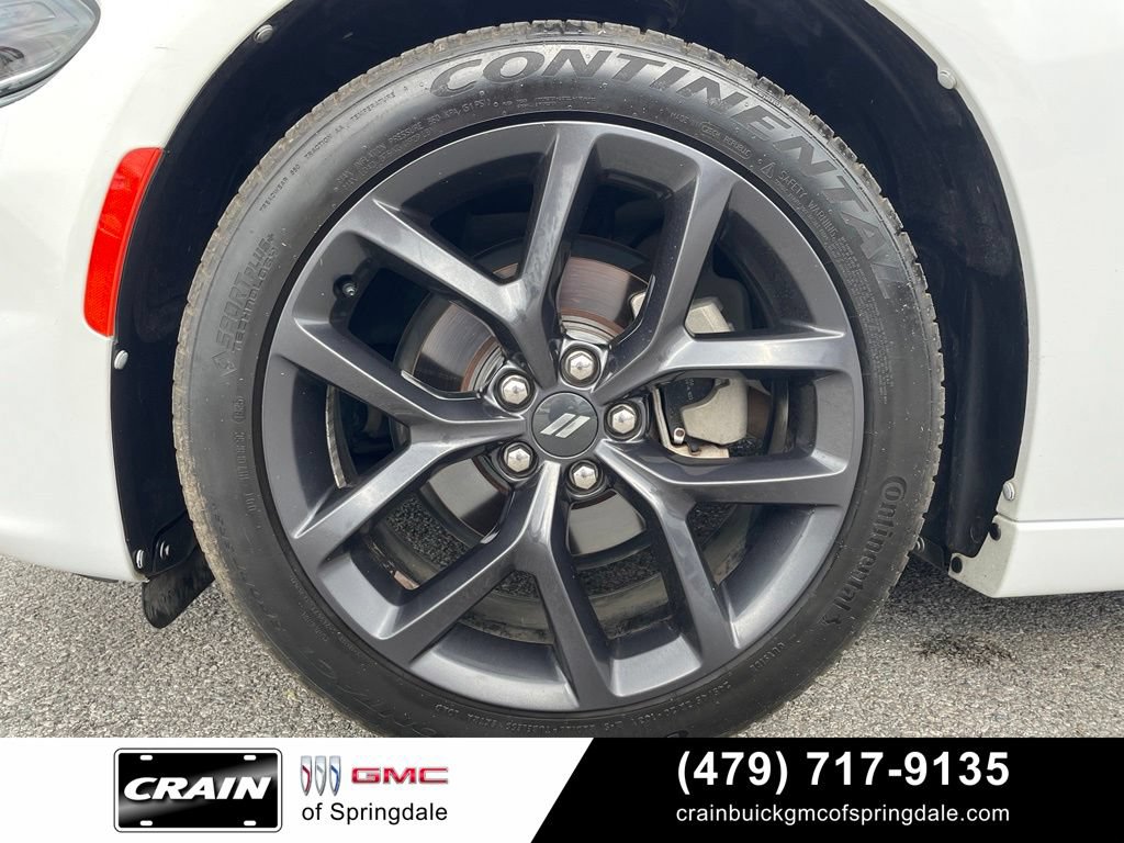 Used 2021 Dodge Charger SXT w/ Blacktop Package RWD image 29