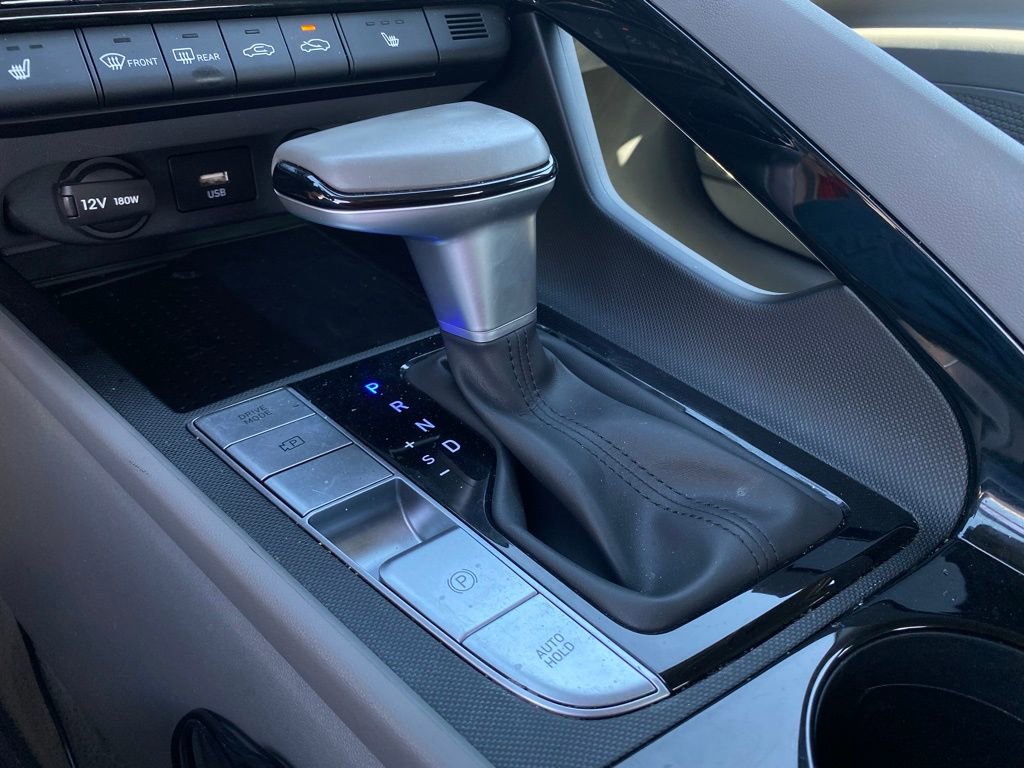 Used 2023 Hyundai Elantra SEL w/ Convenience Package image 22