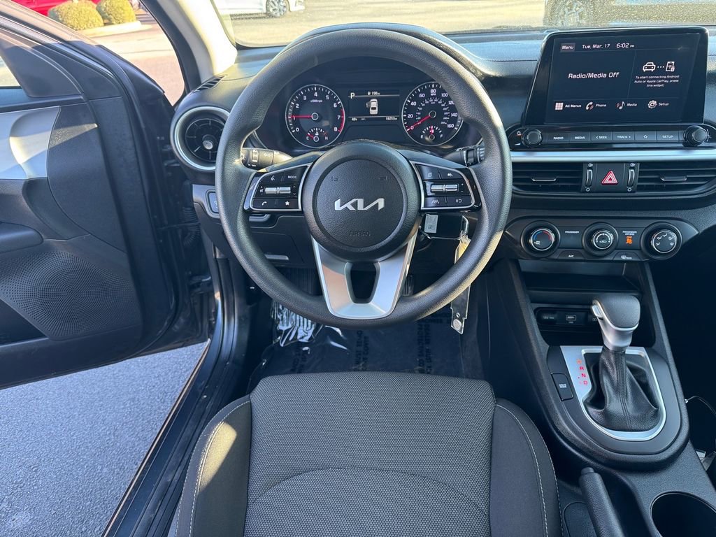 Used 2024 Kia Forte LX image 12