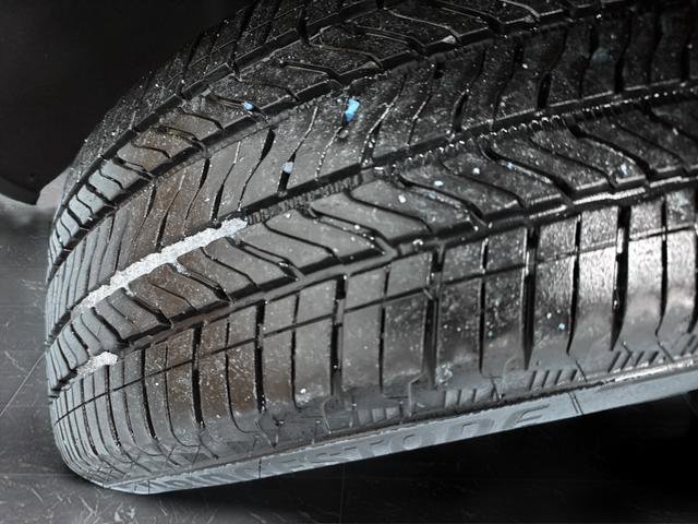 Used 2023 GMC Terrain SLE w/ Driver Convenience Package image 35