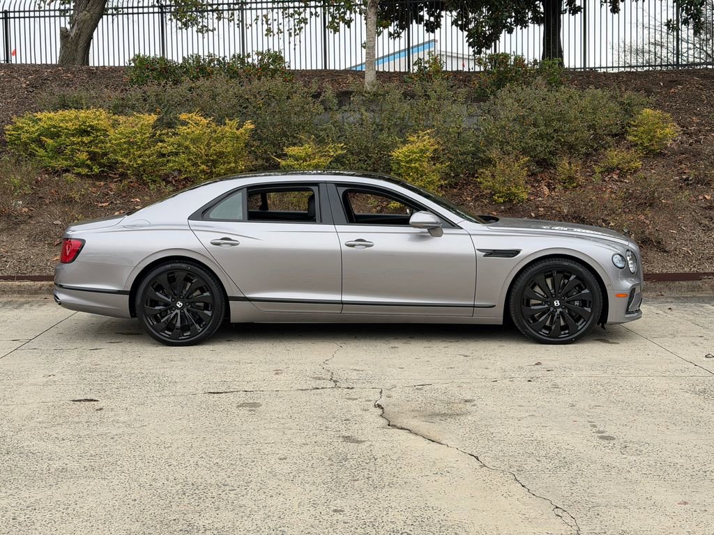 New 2026 Bentley Flying Spur Plug-In Hybrid image 5