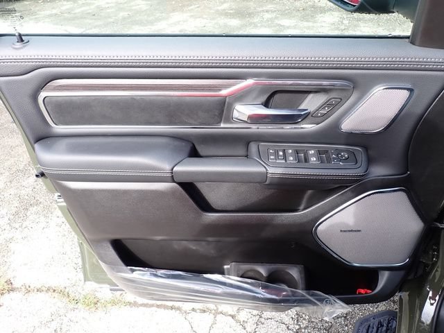 New 2027 RAM 1500 Laramie w/ Night Edition AWD/4WD image 15