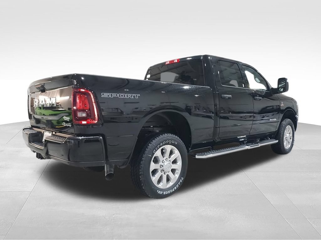 New 2026 RAM 2500 Big Horn AWD/4WD image 8
