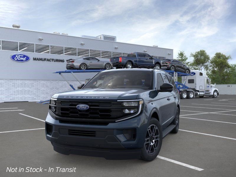 New 2026 Ford Expedition Active RWD image 2