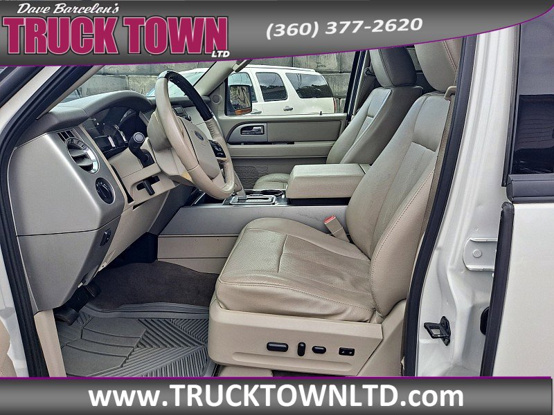 Used 2011 Ford Expedition EL Limited image 17