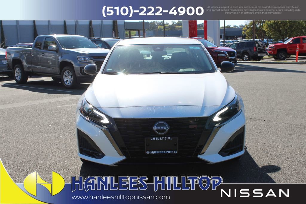 New 2025 Nissan Altima 2.5 SR image 4