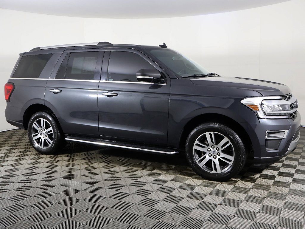 Used 2022 Ford Expedition Limited image 23