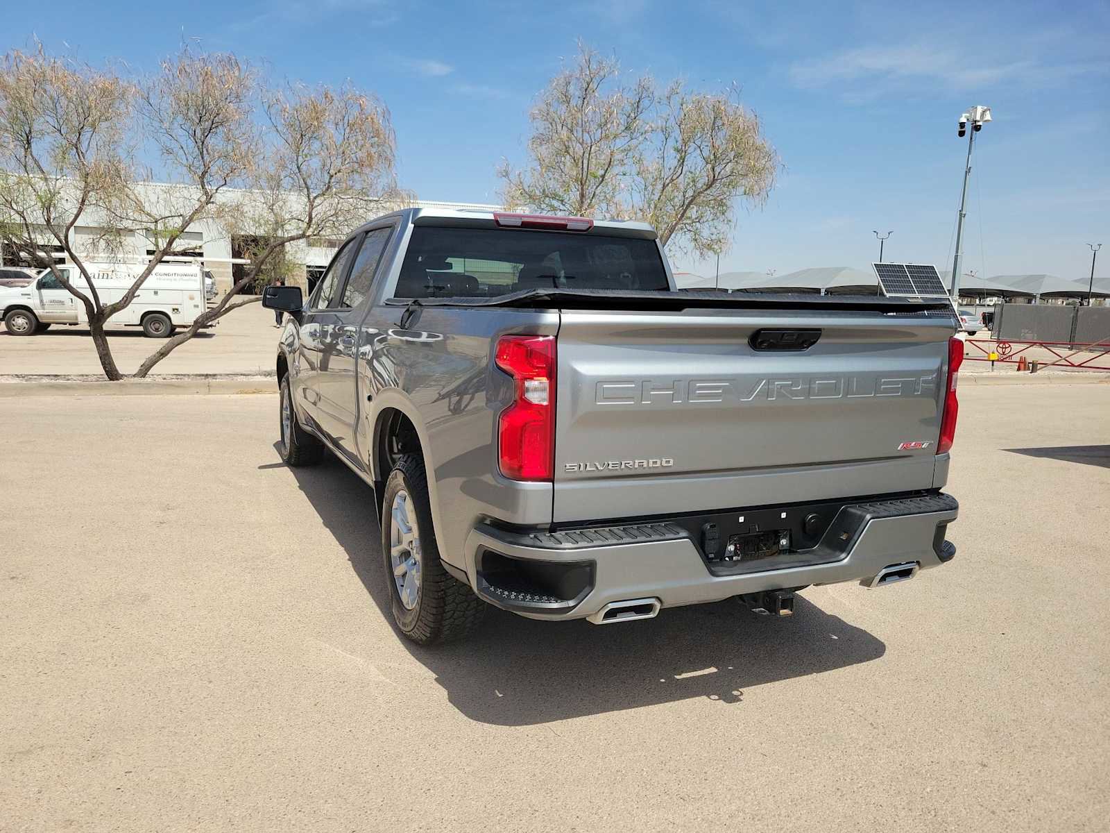 Used 2023 Chevrolet Silverado 1500 RST w/ Z71 Off-Road Package image 7
