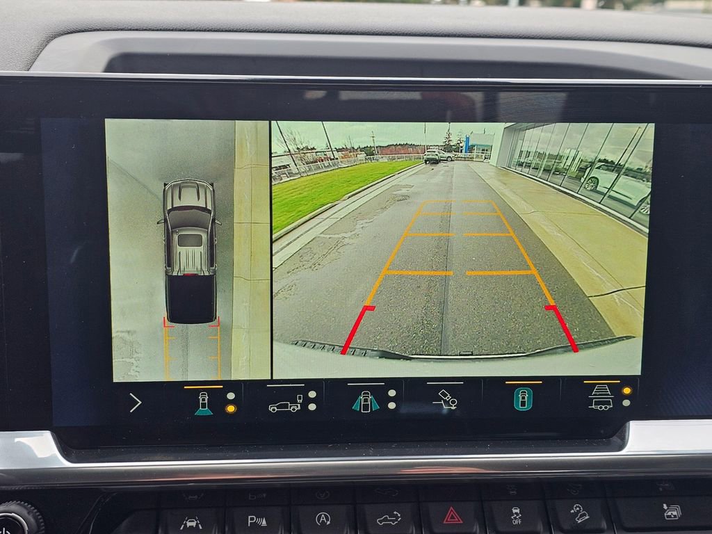 Used 2022 Chevrolet Silverado 1500 LTZ w/ LTZ Premium Package AWD/4WD image 32