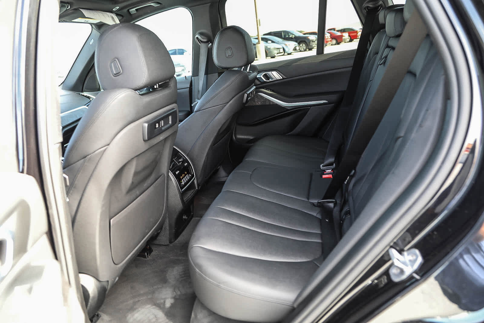 Used 2020 BMW X5 sDrive40i w/ Premium Package image 18