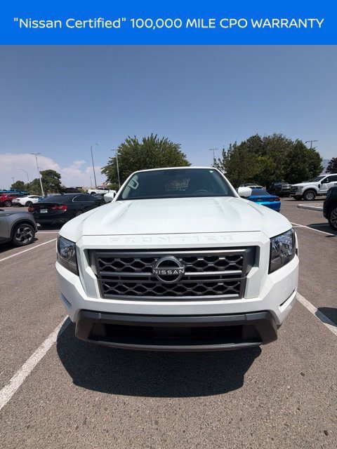 Used 2024 Nissan Frontier SV AWD/4WD image 1