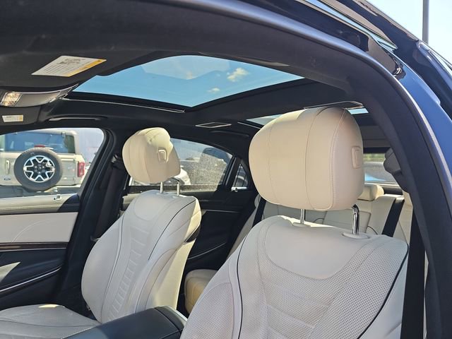 Used 2019 Mercedes-Benz S 560 Sedan image 15
