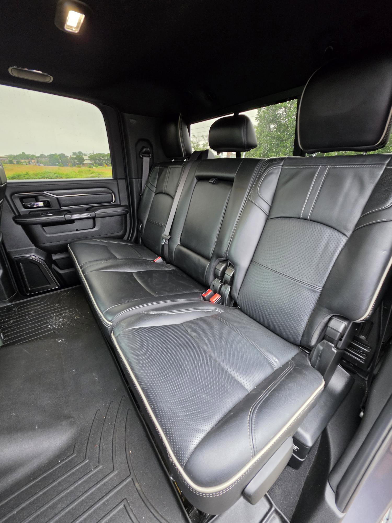 Used 2022 RAM 3500 Limited AWD/4WD image 13