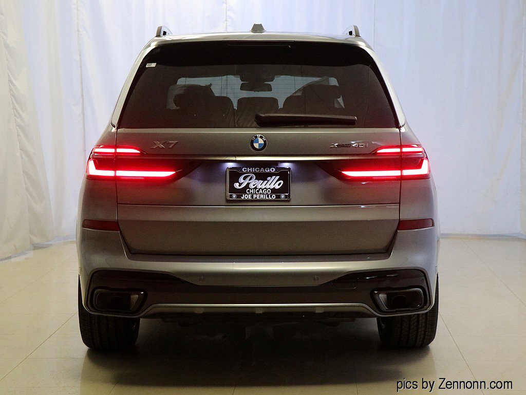 Used 2026 BMW X7 xDrive40i w/ M Sport Package image 7