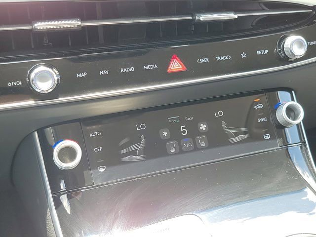 Used 2026 Genesis GV70 2.5T AWD/4WD image 26