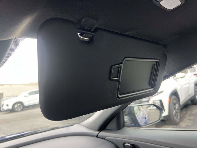 Certified 2025 Hyundai Elantra Sport FWD image 30