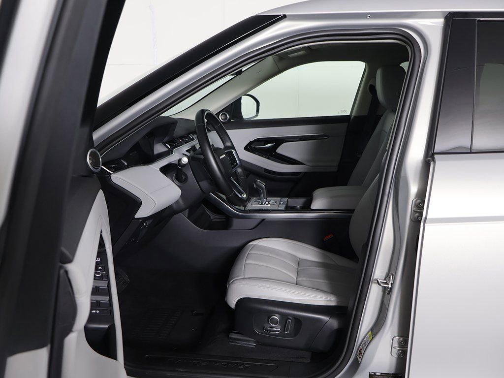Used 2022 Land Rover Range Rover Evoque SE image 30