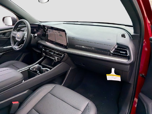 New 2026 Chevrolet Traverse LT FWD image 32