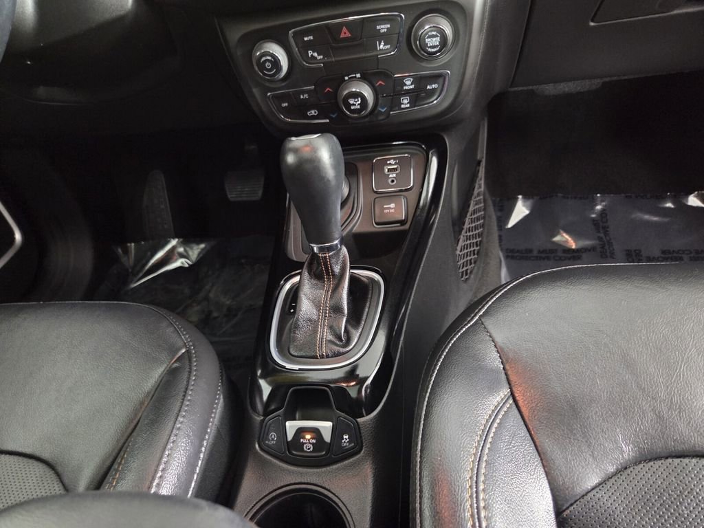 Used 2019 Jeep Compass Limited w/ Advanced Safety Group image 38