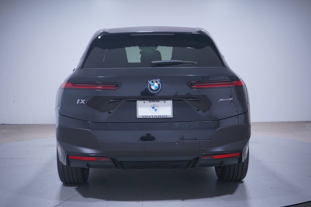 Used 2024 BMW iX xDrive50 image 5
