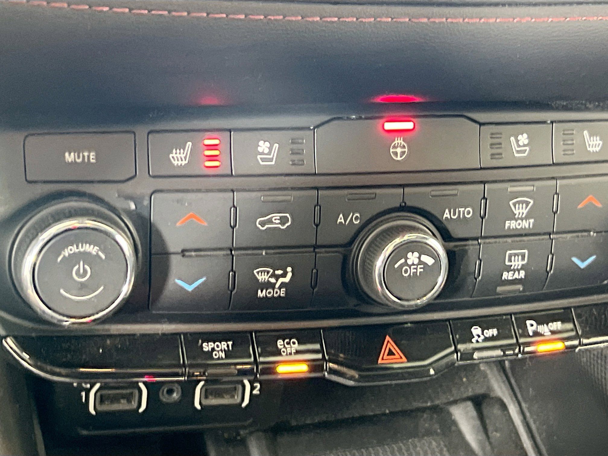 Used 2022 Dodge Durango R/T w/ Blacktop Package AWD/4WD image 20