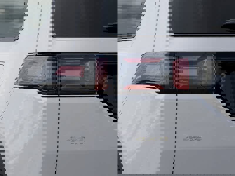 New 2026 Jeep Cherokee Overland image 9