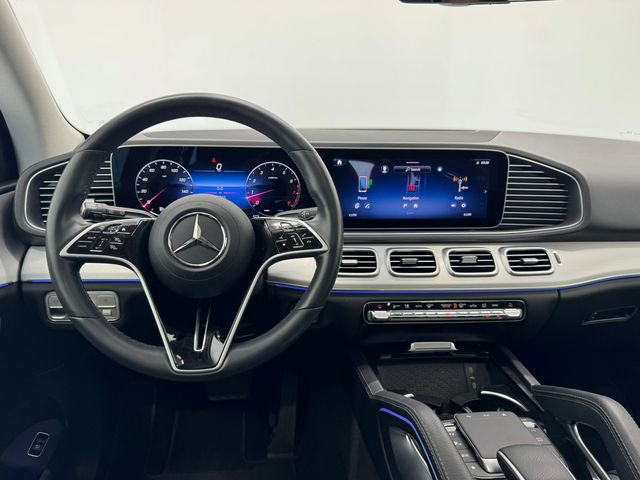 Used 2024 Mercedes-Benz GLE 350 4MATIC image 3