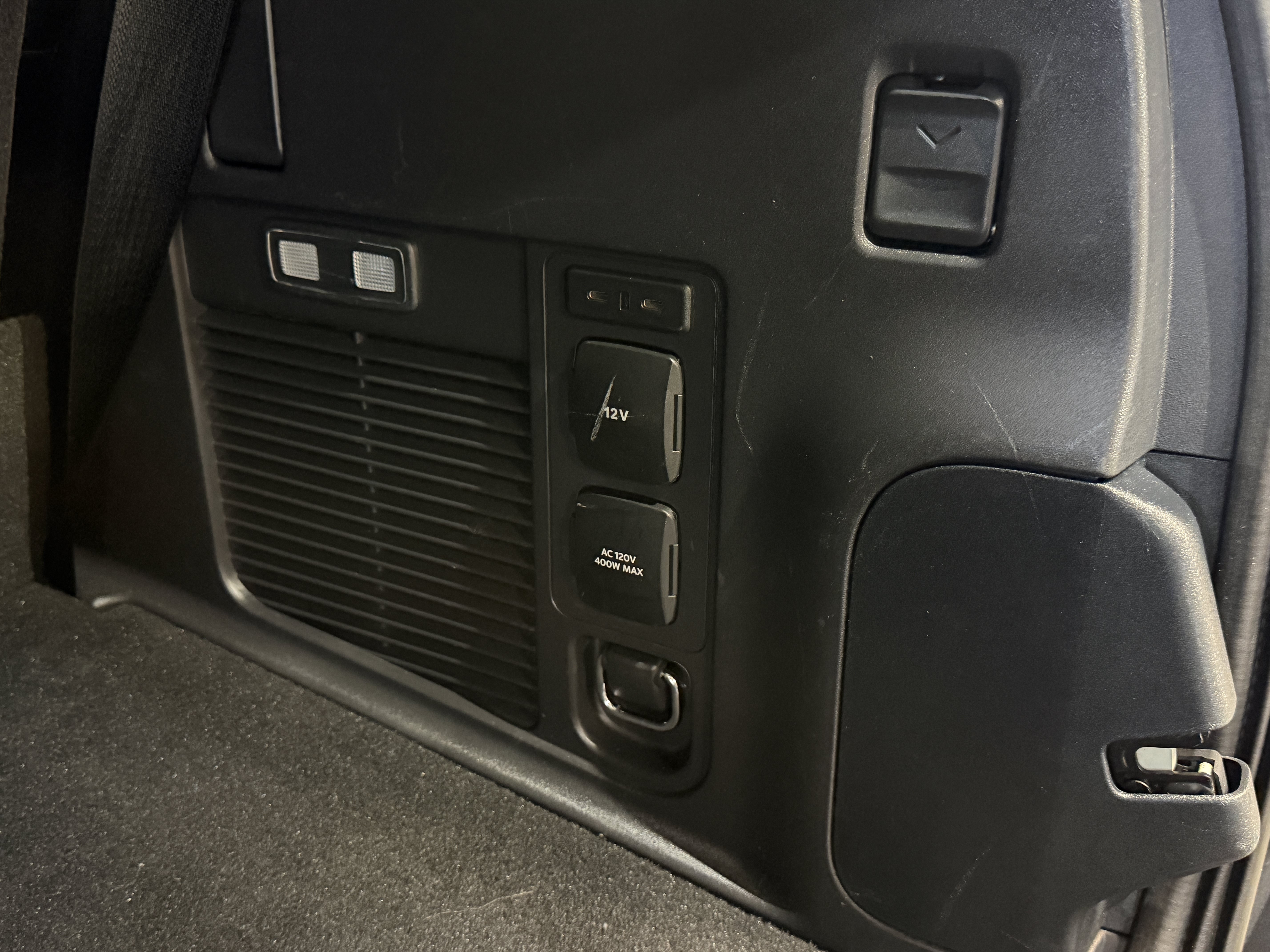 Used 2025 Lincoln Navigator Reserve AWD/4WD image 30