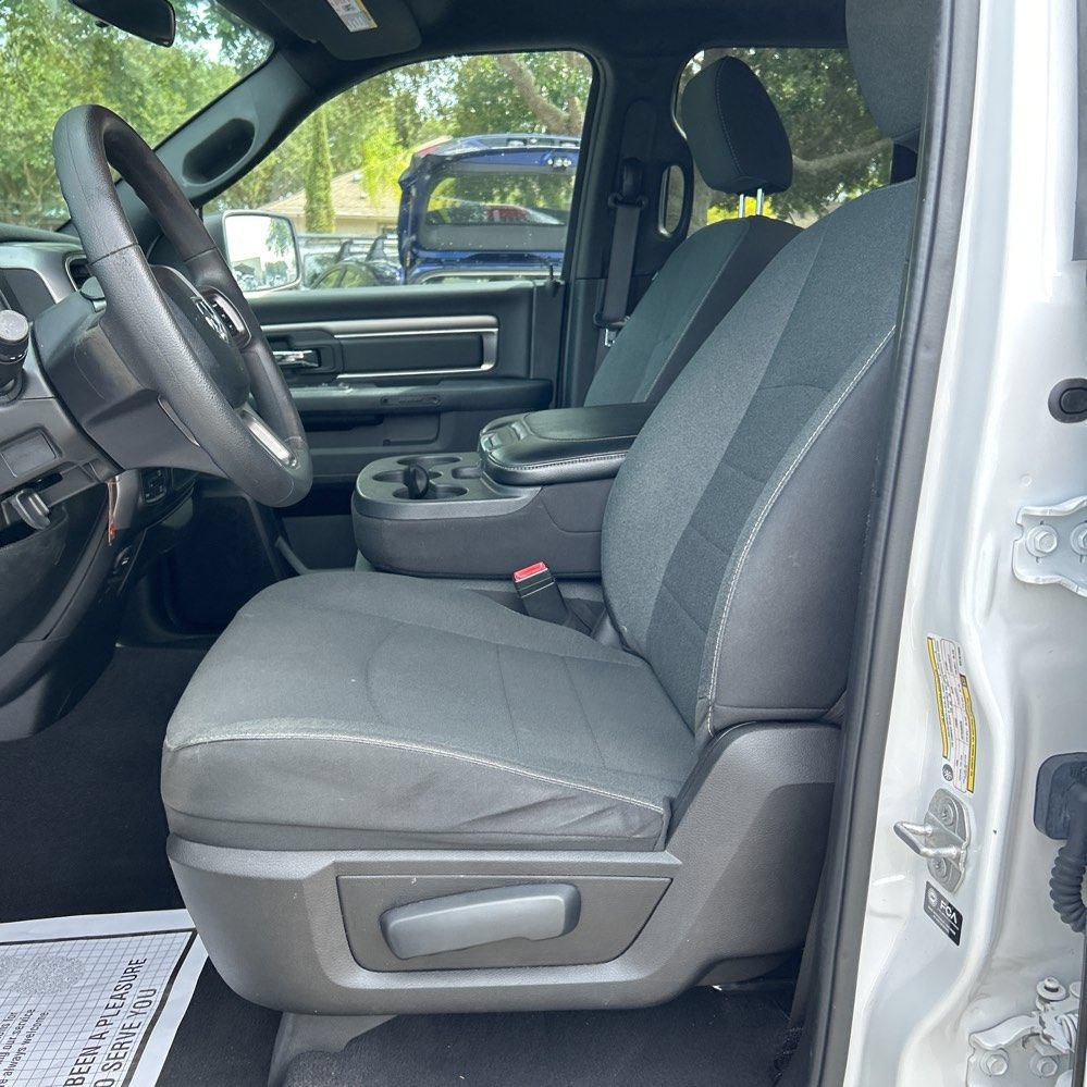 Used 2022 RAM 1500 Classic Warlock AWD/4WD image 5