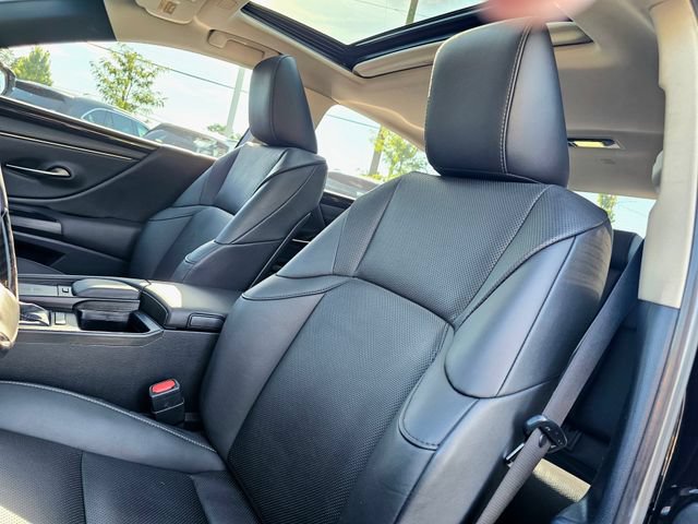 Used 2021 Lexus ES 250 w/ Premium Package AWD/4WD image 17