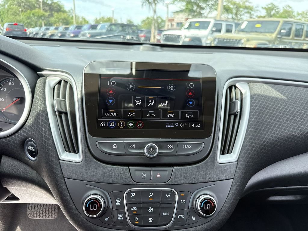 Used 2025 Chevrolet Malibu LT FWD image 22